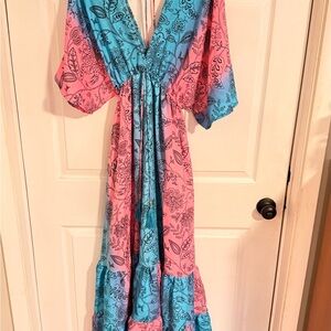 Chic Floral Maxi Dress in Pink and Blue